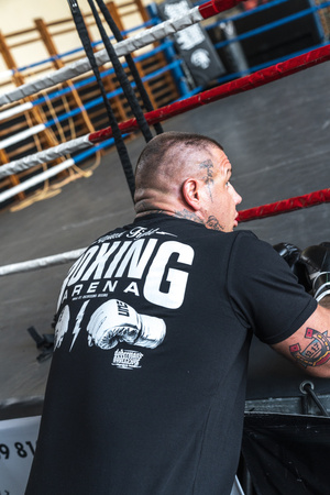 BLUZA Z KAPTUREM BOXING ARENA