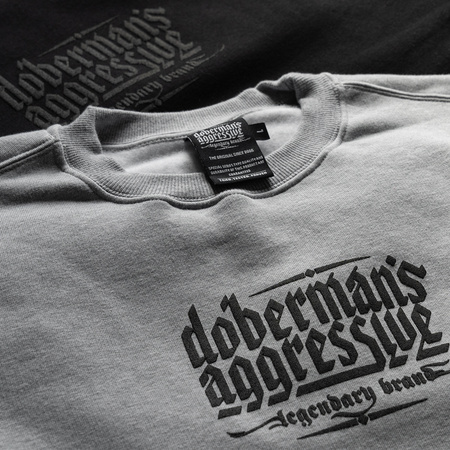 Classic Sweatshirt Swelling Logo