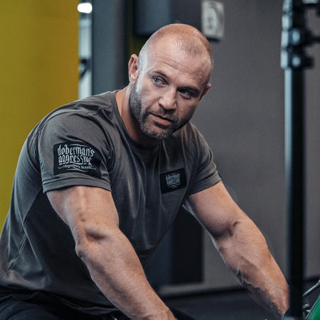 OFFENSIVE PERFORMANCE T-SHIRT