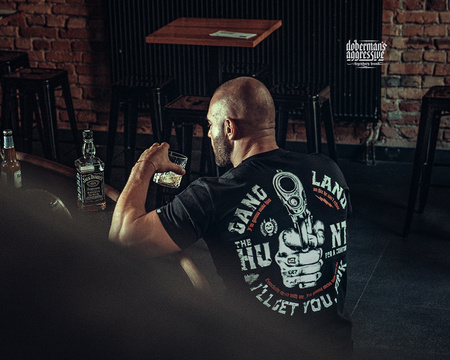 BLUZA KLASYCZNA Z ZAMKIEM GANGLAND THE HUNT FOR A TRAITOR