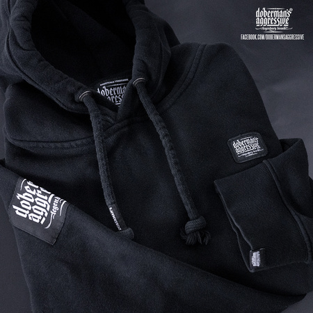 DOBERMAN’S AGGRESSIVE POUCH POCKET HOODIE