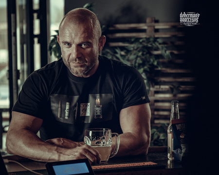 WOMEN’S T-SHIRT CATASTROPHE