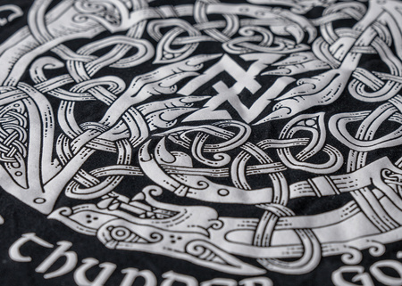 MYSTICAL CIRCLE CLASSIC ZIPPED SWEATSHIRT